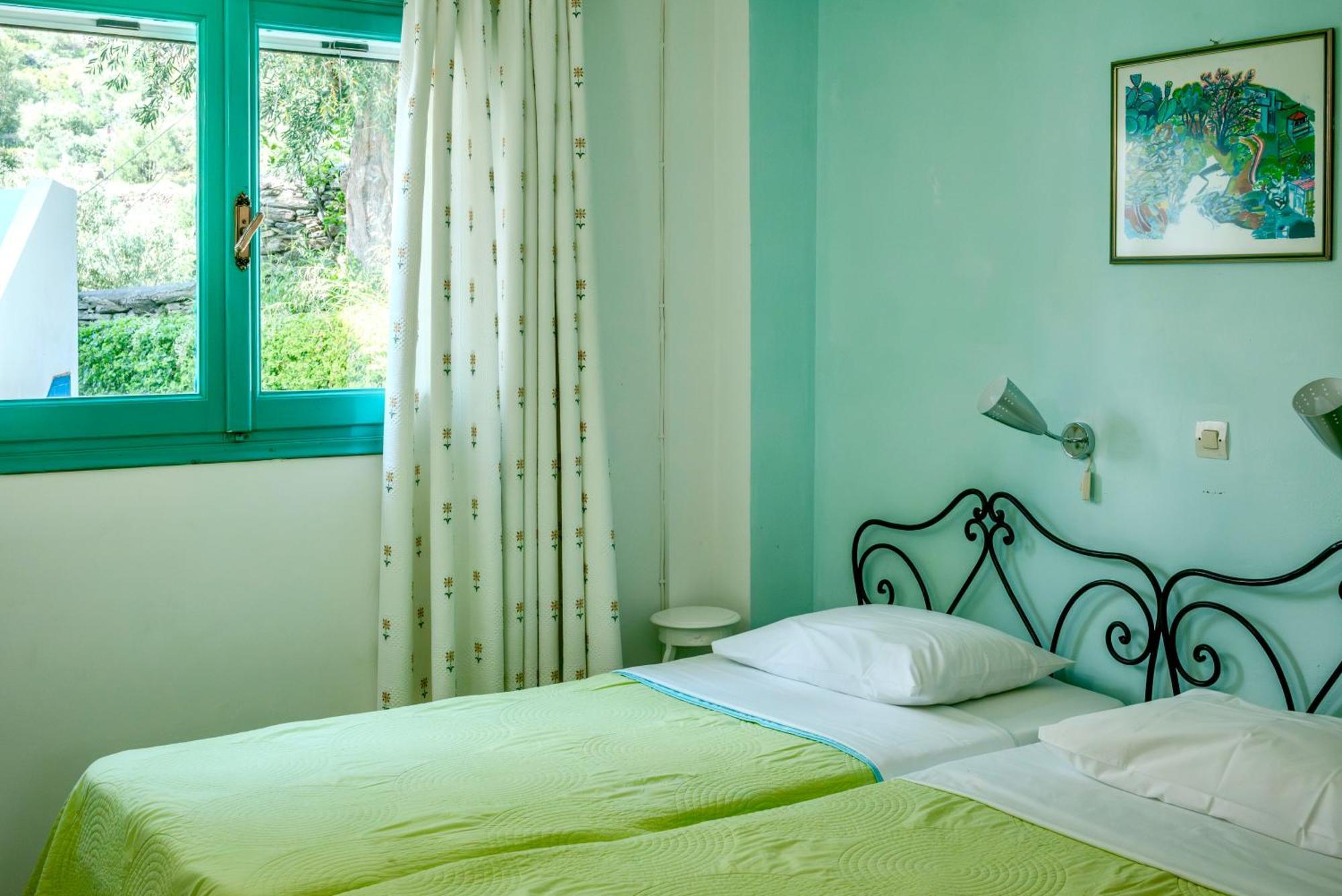 Patras Apartments Fourni Ikarias Bagian luar foto