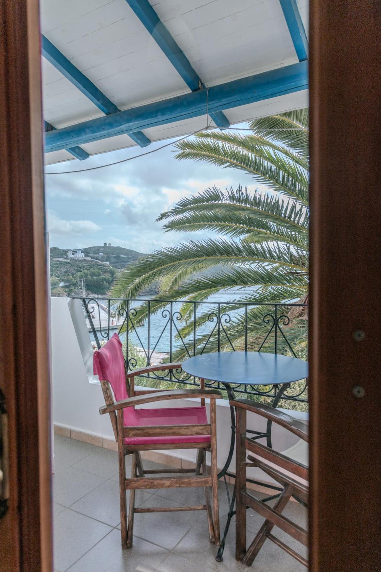 Patras Apartments Fourni Ikarias Bagian luar foto