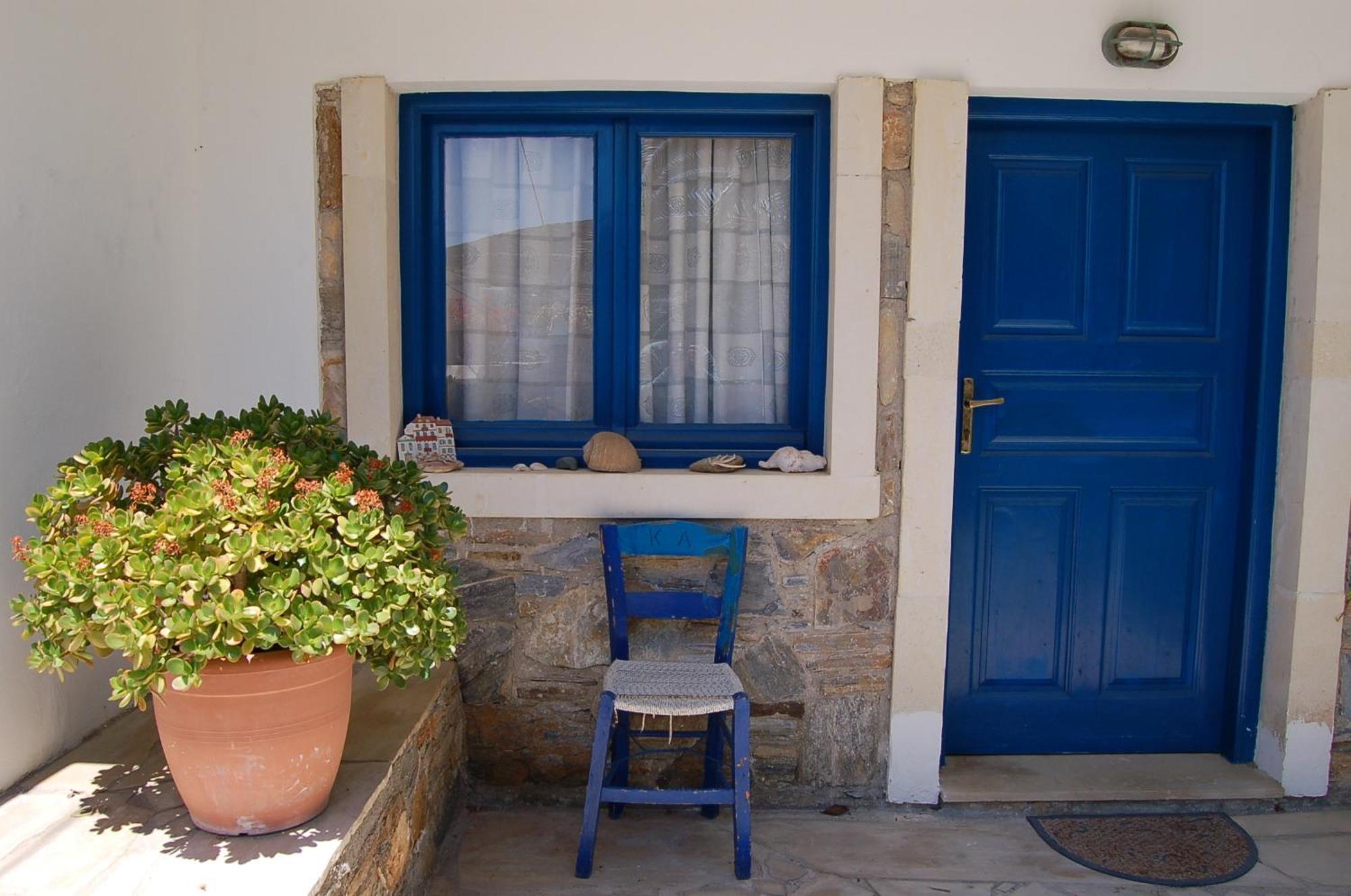 Patras Apartments Fourni Ikarias Bagian luar foto